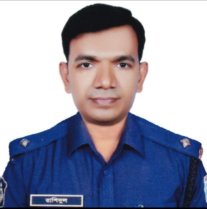 সাংবাদিকদের ২৪ ঘণ্টার আলটিমেটামের পর পাবনা ডিবির ওসি রাশেদুল প্রত্যাহার